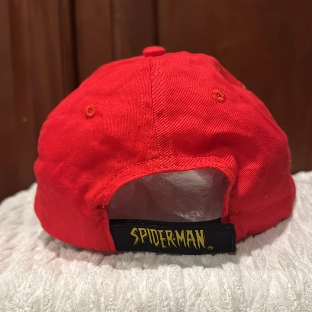 Marvel Spider Man embroidered red adjustable ball Cap nwot